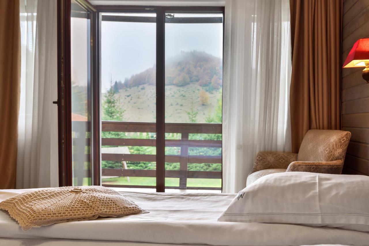 Casa Muntelui Hotel ฟุนดาตา ภายนอก รูปภาพ