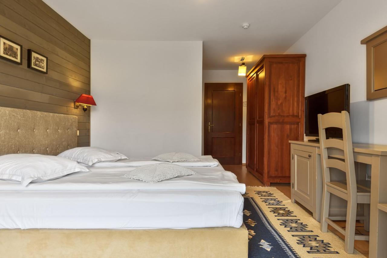 Casa Muntelui Hotel ฟุนดาตา ภายนอก รูปภาพ