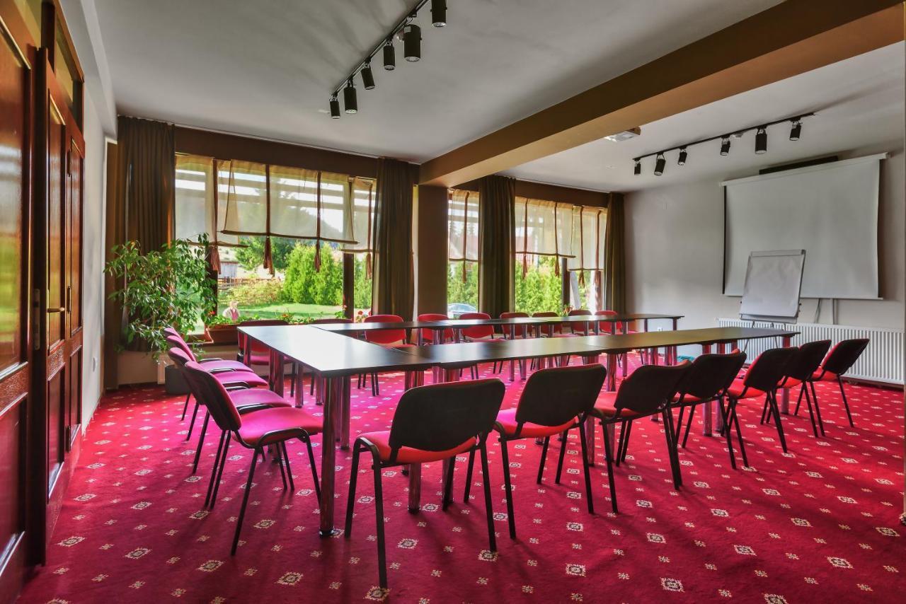 Casa Muntelui Hotel ฟุนดาตา ภายนอก รูปภาพ