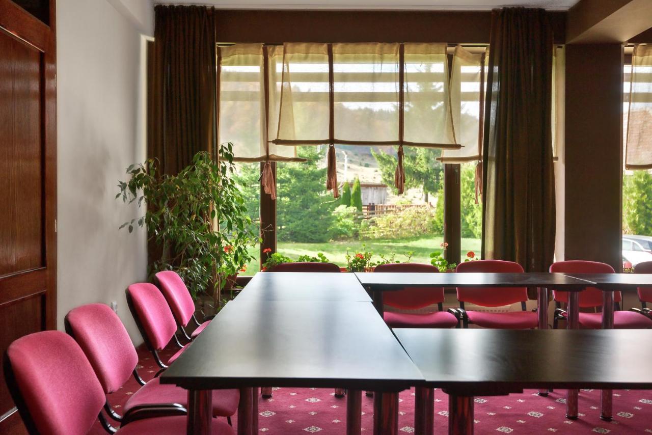 Casa Muntelui Hotel ฟุนดาตา ภายนอก รูปภาพ