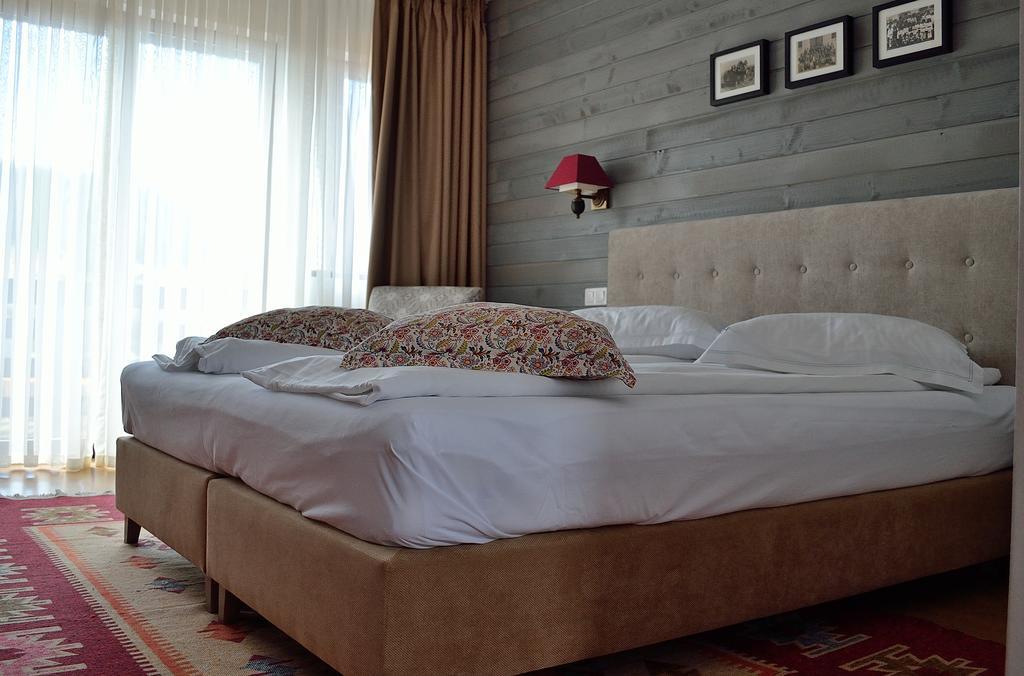 Casa Muntelui Hotel ฟุนดาตา ภายนอก รูปภาพ